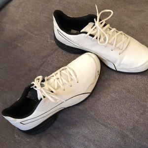 Puma men’s tennis shoes white and color. Like brand new